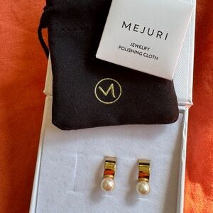 Mejuri Bold Pearl Huggies